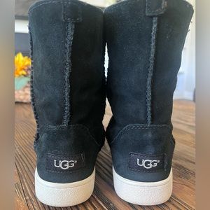 UGG Mika Classic Sneaker Boots